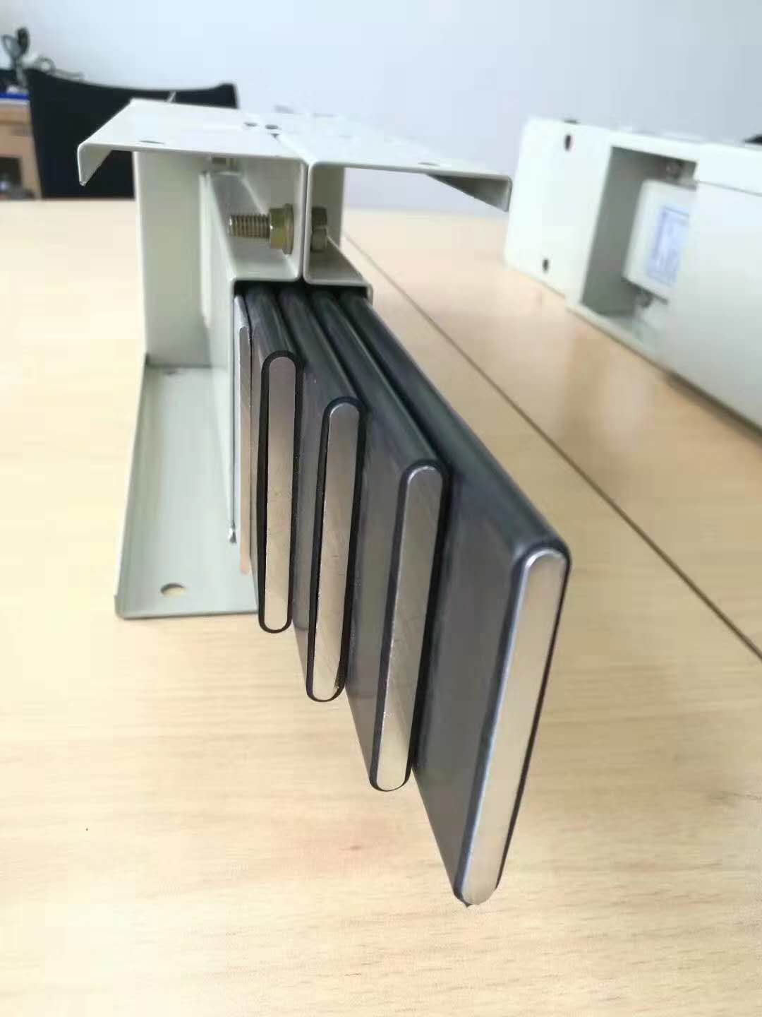 新型母線防水絕緣